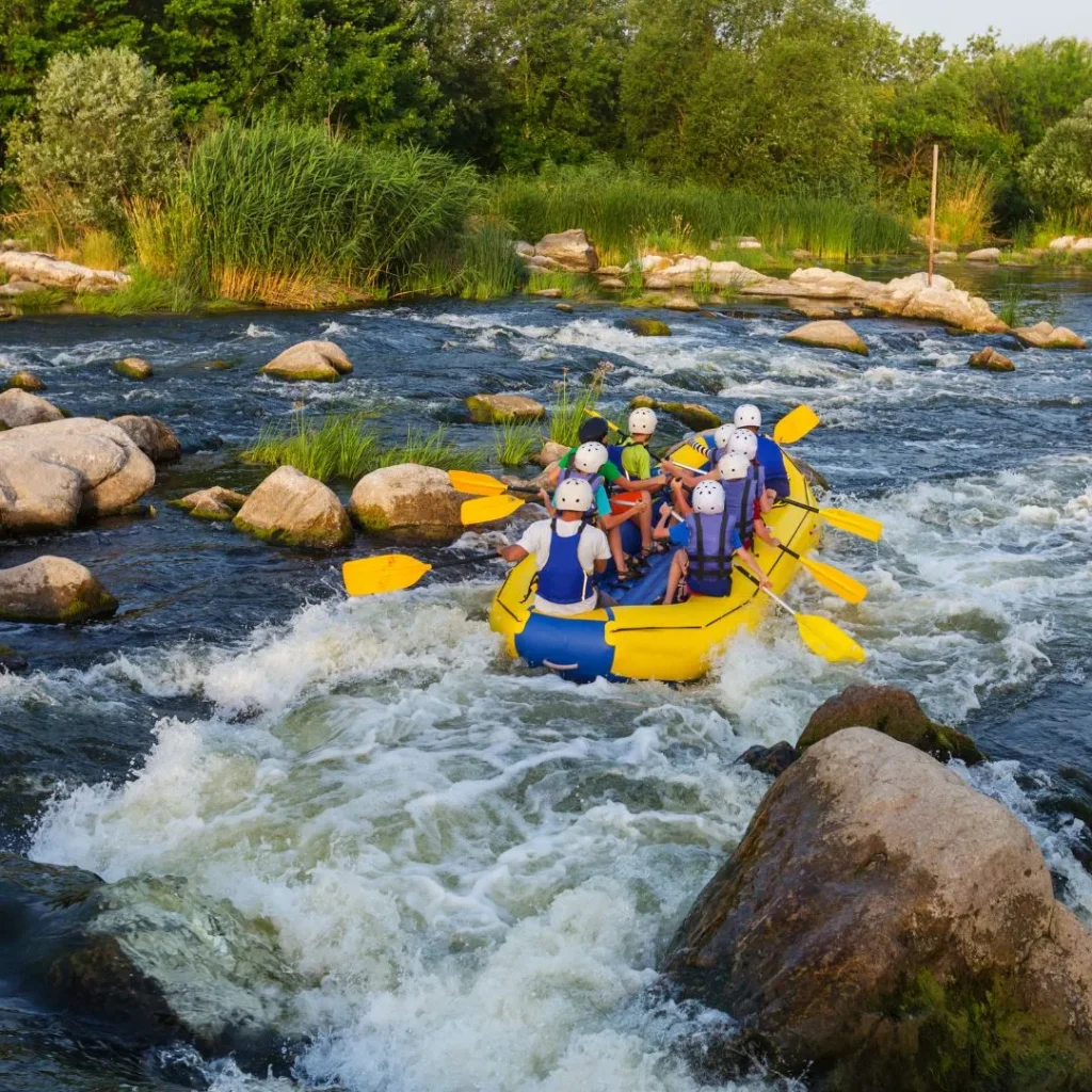 Wisata Arum Jeram Bandung