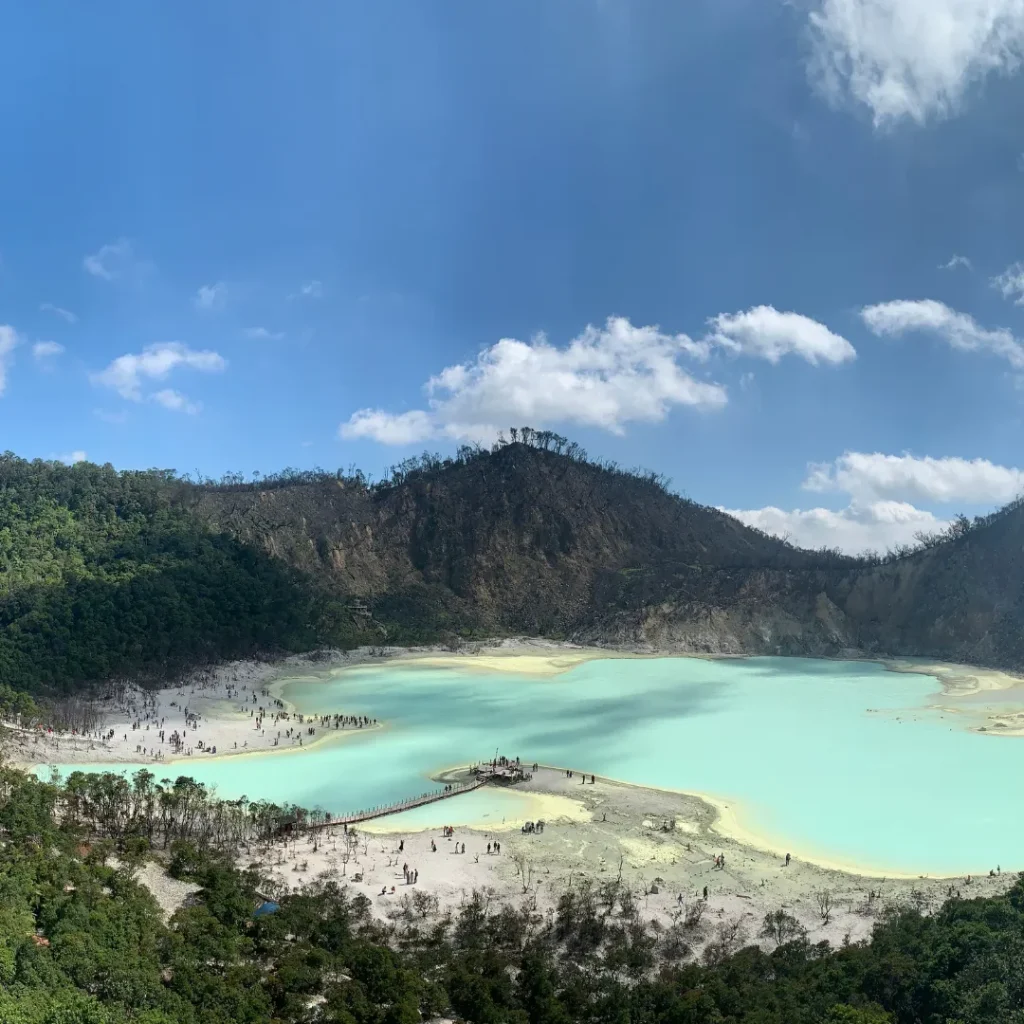 Wisata Honeymoon Bandung