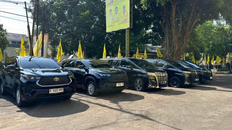 Sewa Innova Zenix Bandung