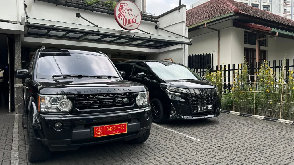 Rental Mobil Alphard di Bandung