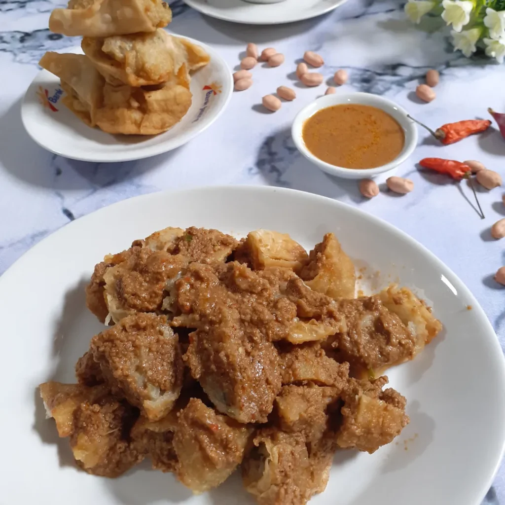 Wisata Kuliner Legendaris Bandung