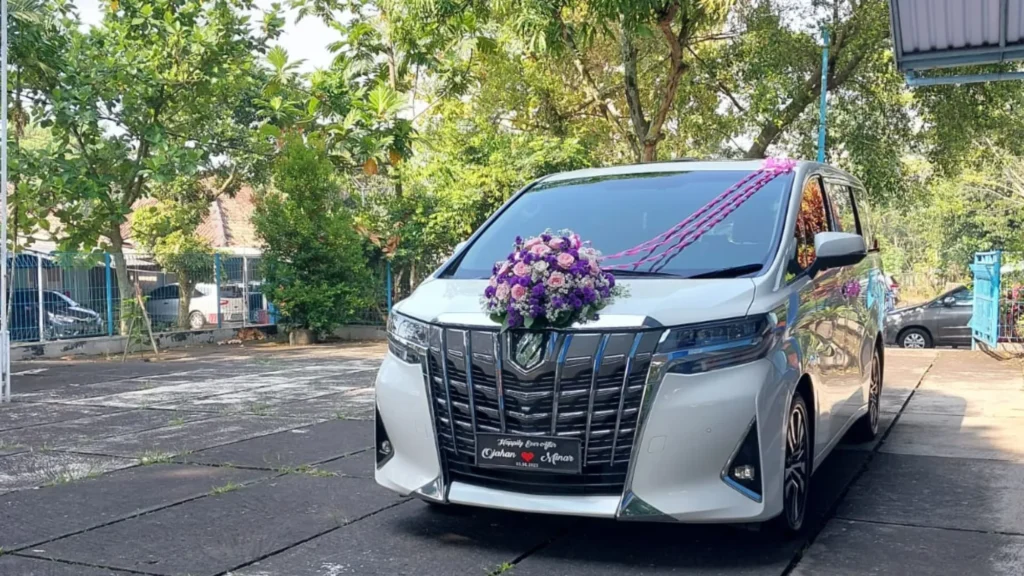 Sewa Alphard Wedding Bandung