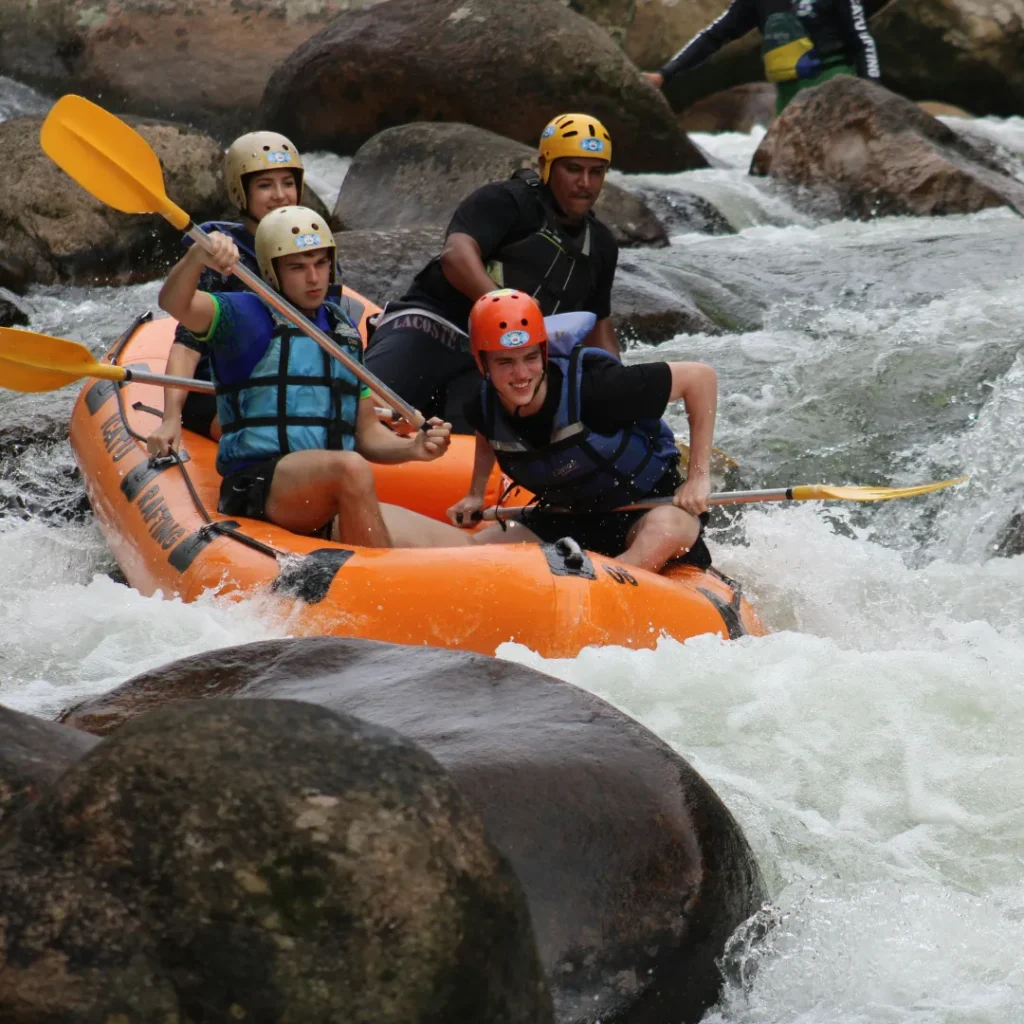 wisata rafting pangalengan bandung