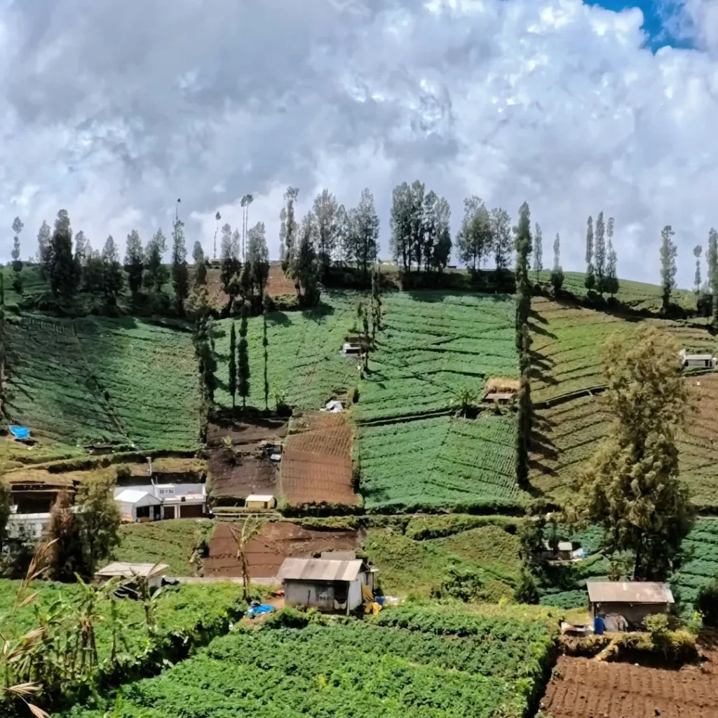 tempat liburan di bandung murah