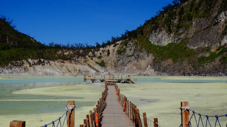 biaya liburan ke bandung