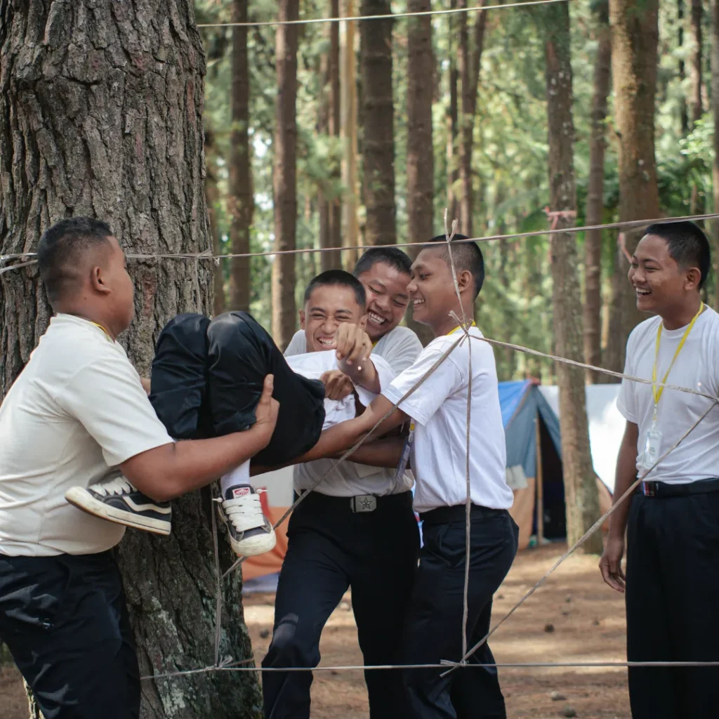 wisata daerah cikole bandung