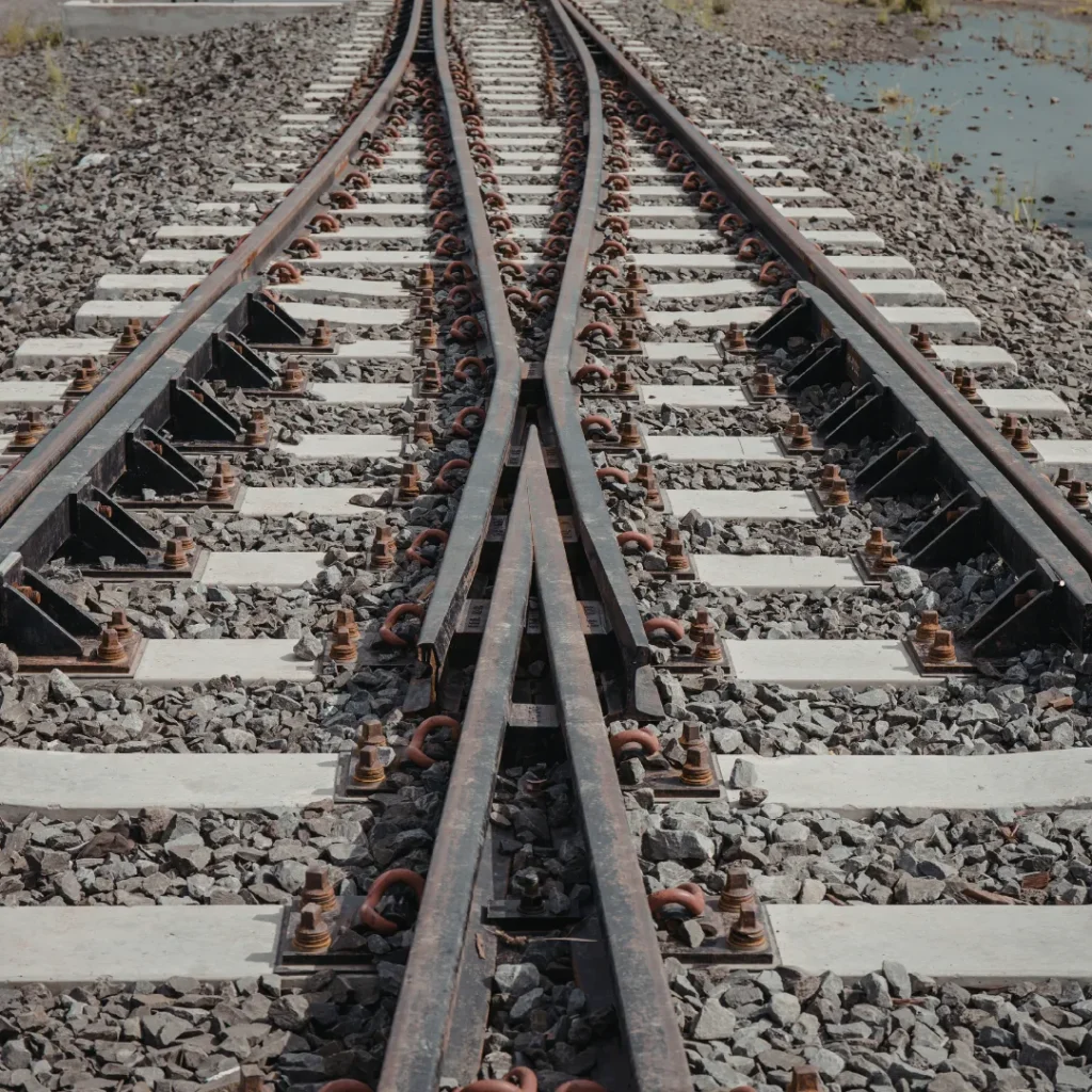 kenapa kcic tidak sampai bandung