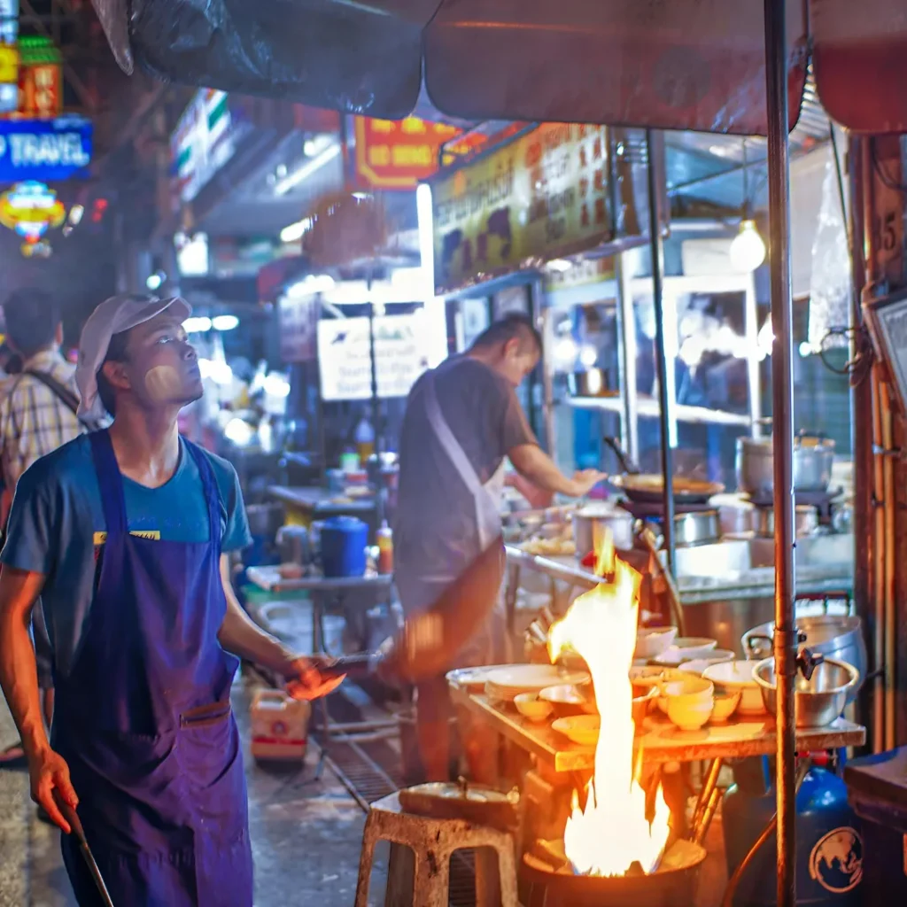 makanan enak di sudirman street bandung