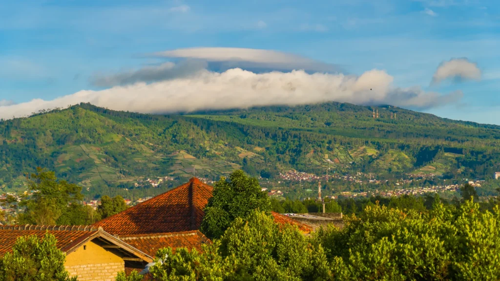 wisata gunung di bandung