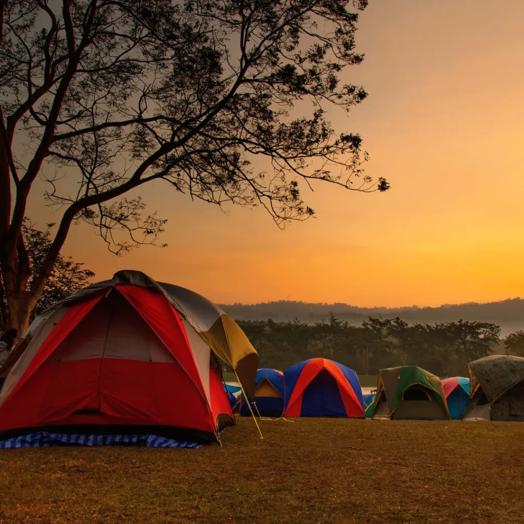 tempat wisata di bandung plus penginapan murah