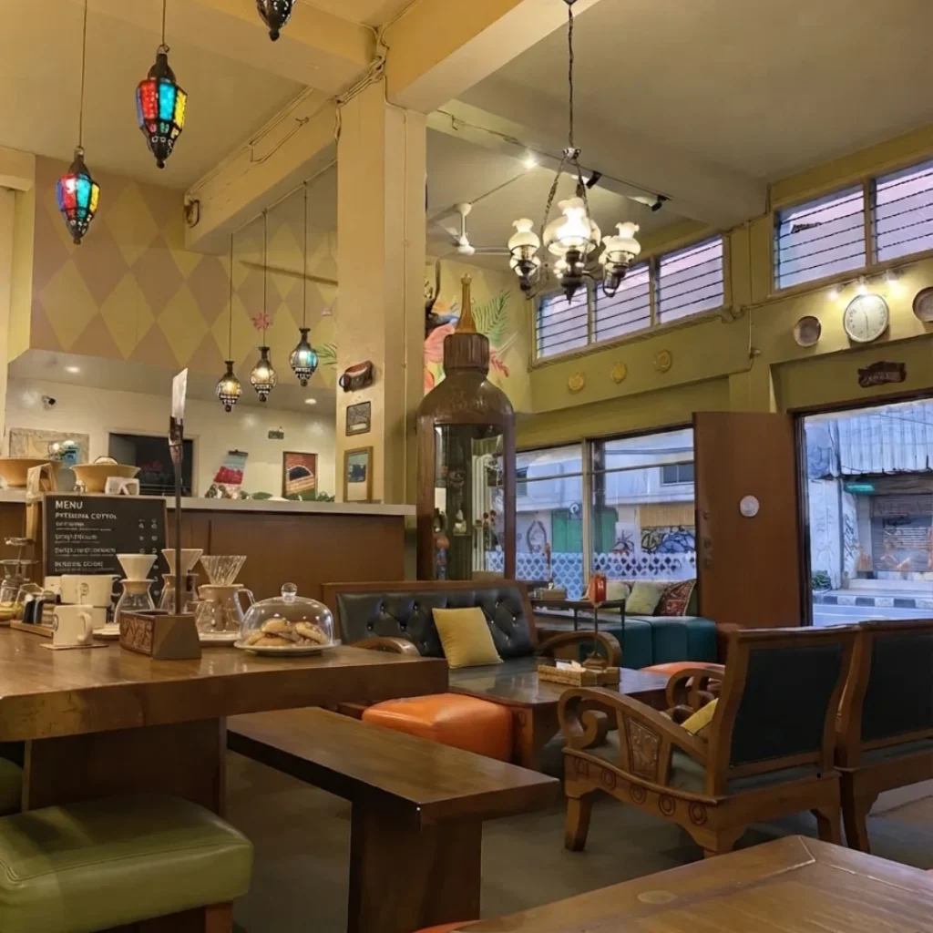 cafe dengan makanan enak di bandung